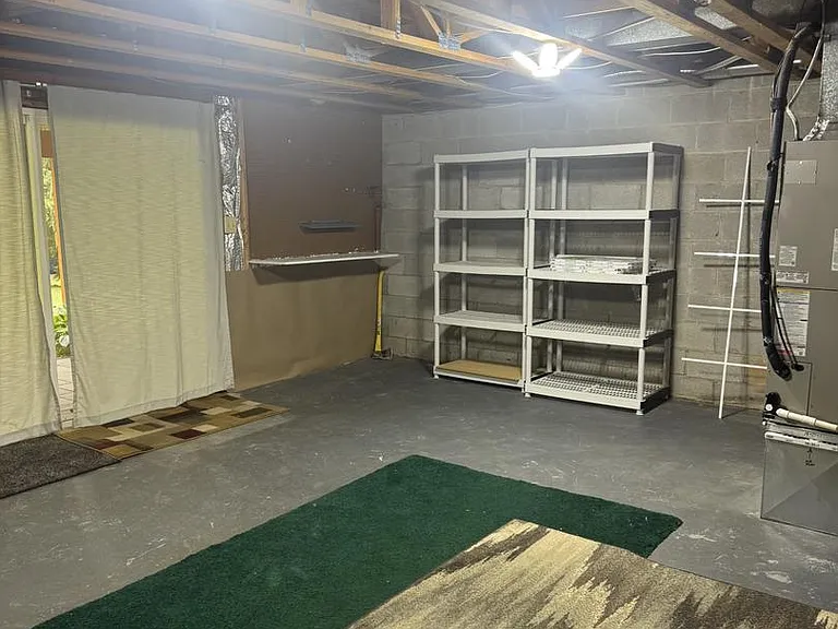 32 Alderman Ct — Photo 30