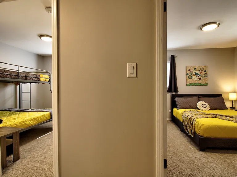 401 E Fort Worth St — Photo 32
