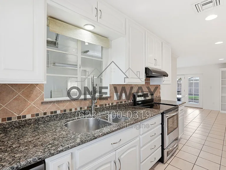 6905 E Hubbell St — Photo 13