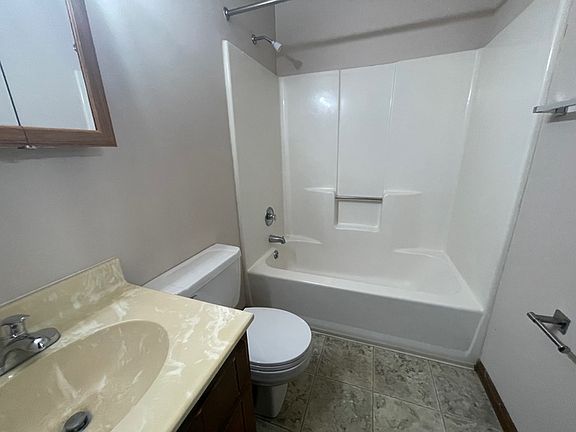 5th image of 3971 Scenic Trl APT 4