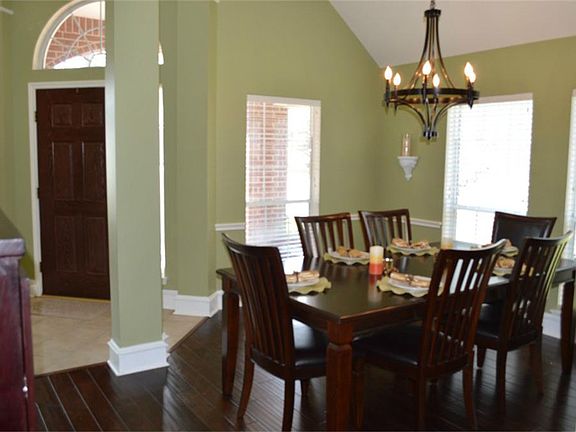 5th image of 3111 Summerland Dr