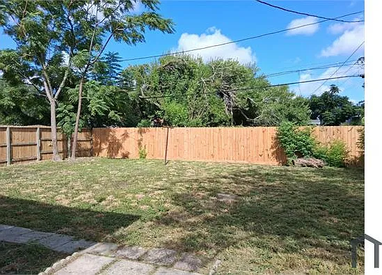 4 bed, 1183 sqft, $1,700 — Photo 2