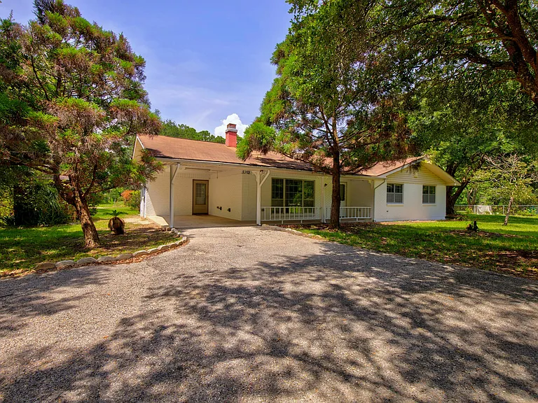 14320 Mallett Rd — Photo 10