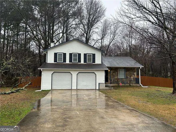 1281 Bugle Ct, Hampton, GA 30228