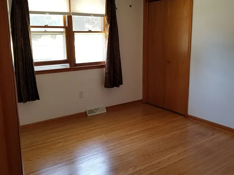 Remington Dr — Photo 12