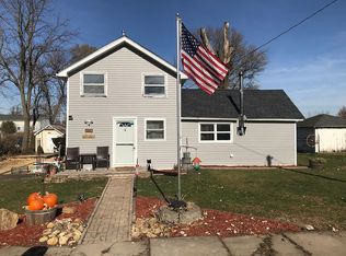208 Main St, Calamus, IA 52729