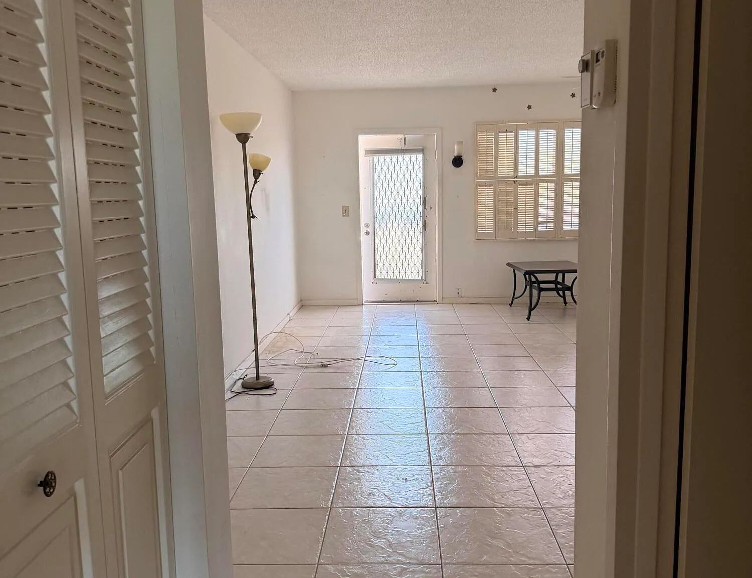 1 bed, 1.5 bath, 738 sqft, $1,399 — Photo 3