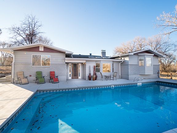 2nd image of 2278 Holland Dr