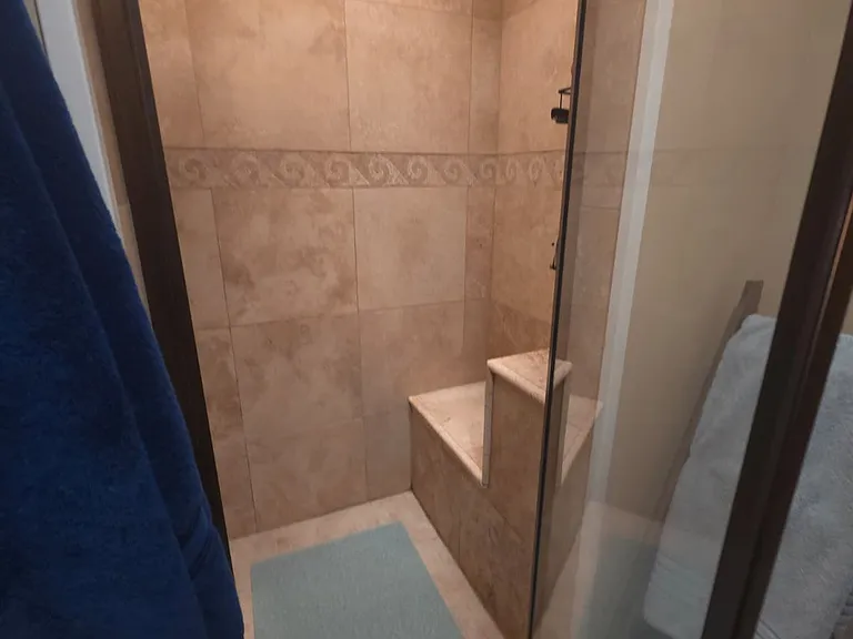 1010 Sherwood Cir — Photo 13