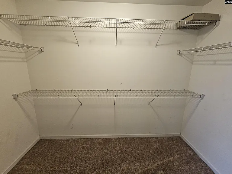 940 Yarrow Ln — Photo 15