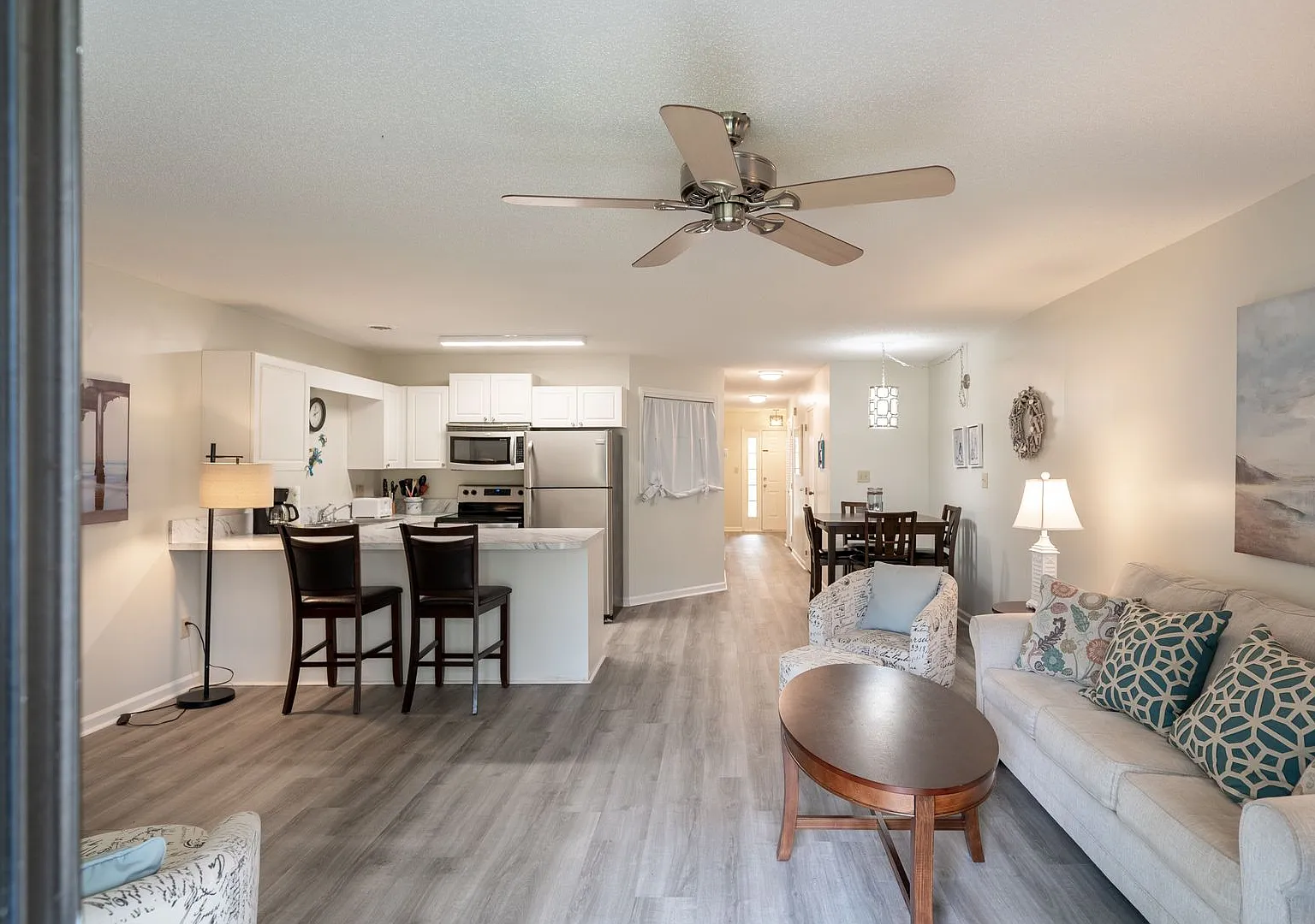 Move-In Ready Surfside Beach Condo Furnished & Ground Floor! — Photo 1