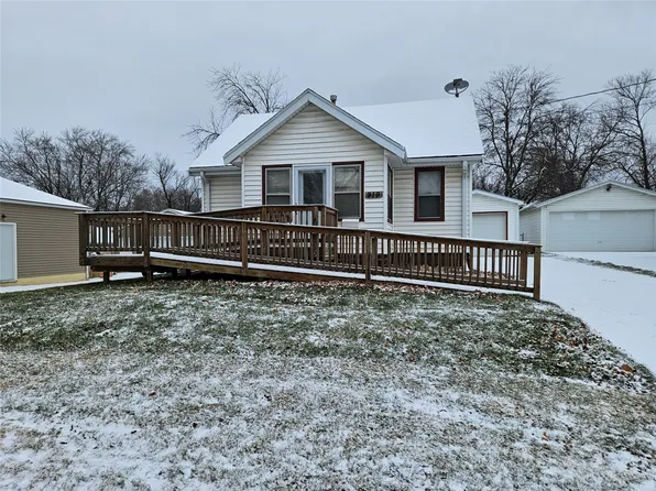 919 Marion St, Des Moines, IA 50315