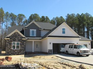 120 Valleydale Dr, Benson, NC 27504