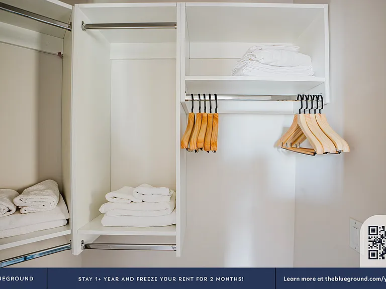 Walk-in Closet
