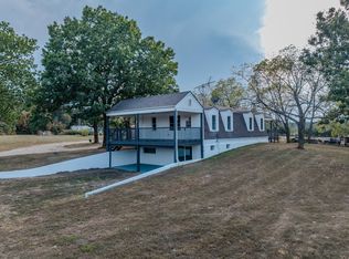 30274 Highway Bg, Lebanon, MO 65536