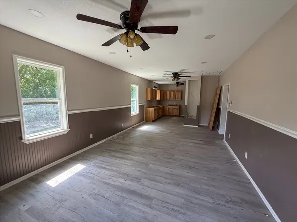 1617 E College St, Sherman, TX 75090