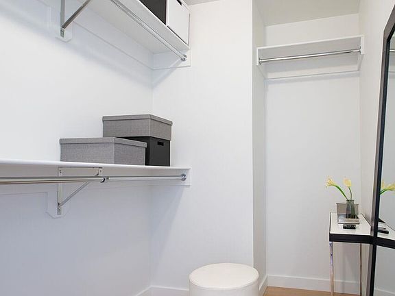 5th image of 160 Madison Ave APT 17F