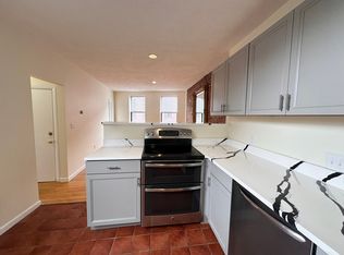 40 Lewis St #3, Boston, MA 02113