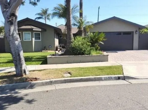 8590 El Arroyo Ave, Fountain Valley, CA 92708