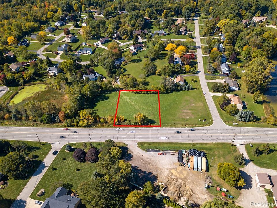 1st image of 2 S Saginaw St