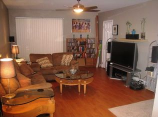 5200 Hilltop Dr #504, Brookhaven, PA 19015