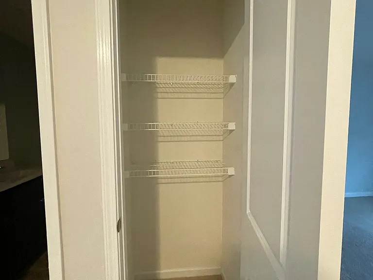 918 Rockleigh Dr — Photo 37