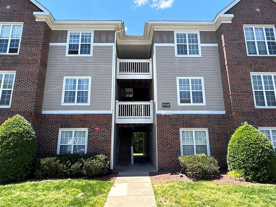 1st image of 9749 Campus Walk Ln APT L