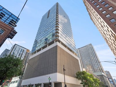 550 N Saint Clair St APT 2502, Chicago, IL, 60611