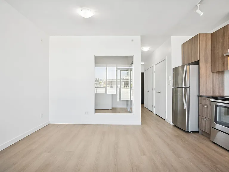 1908 Scotia St #311 — Photo 13