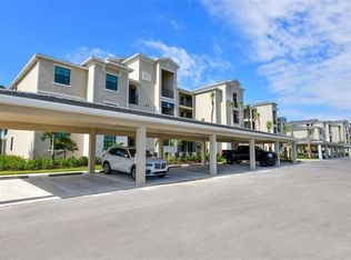 17520 Gawthrop Dr #203, Bradenton, FL 34211