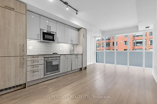 77 Mutual St #611 Photo 1