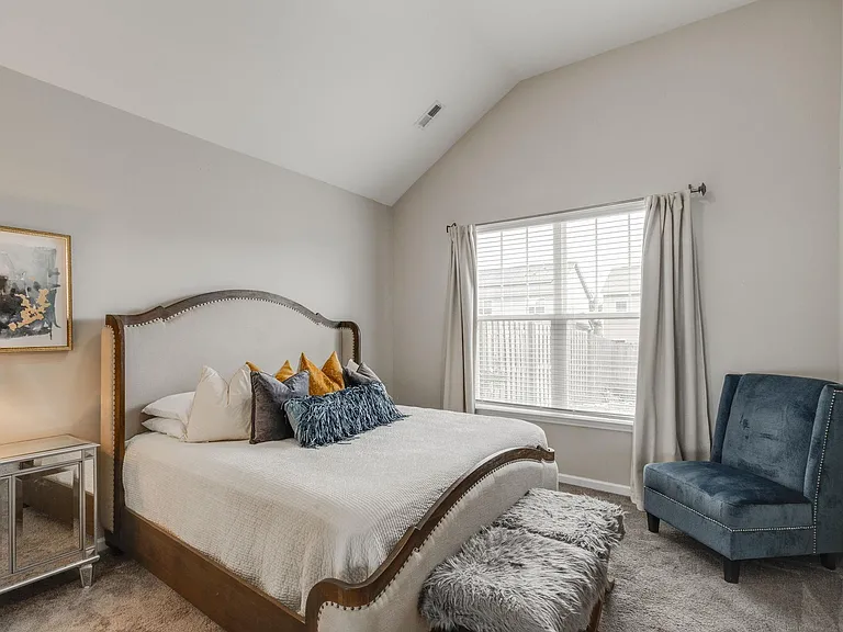 1453 Ardennes Dr — Photo 12