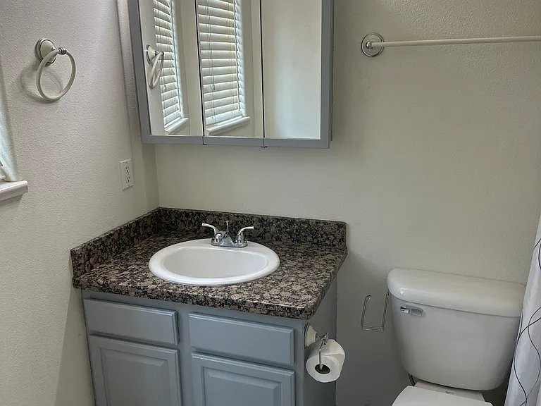 488 Coronado Ct #D — Photo 12