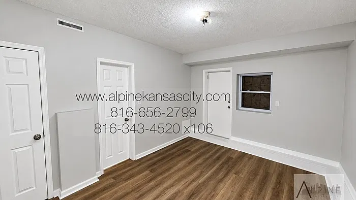 4 bed, 2.0 bath, 1700 sqft, $1,670 — Photo 4