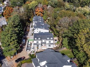 956 Walnut St #7, Newton Highlands, MA 02461