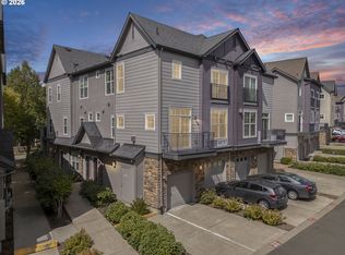 10757 NE Red Wing Way #201, Beaverton, OR 97006