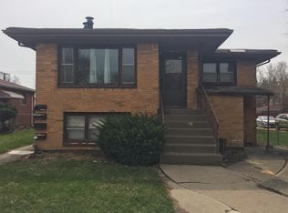1024 169th St, Hammond, IN 46324