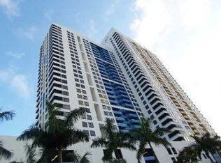 1330 W Av 2101, Miamim Beach, FL 33139