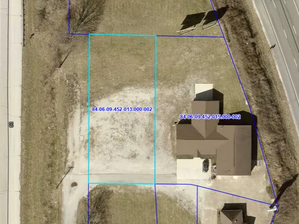 2225 N 2nd St, Terre Haute, IN 47804