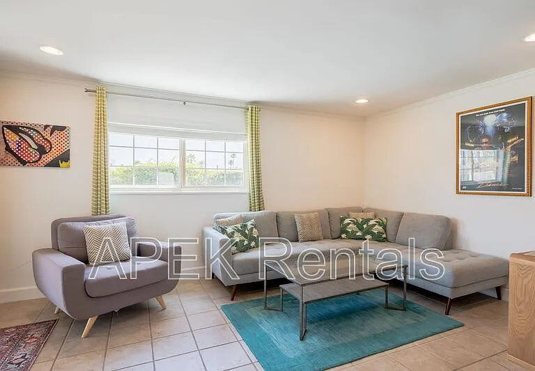 2415 E Finley Rd — Photo 3