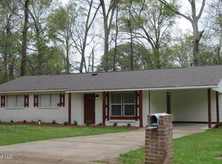 2538 Crestleigh Mnr, Jackson, MS 39204