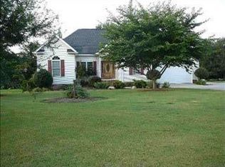 100 Laughing Tree Ct, Fountain Inn, SC 29644