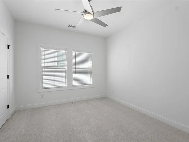 1042 Winding Branch Dr — Photo 30
