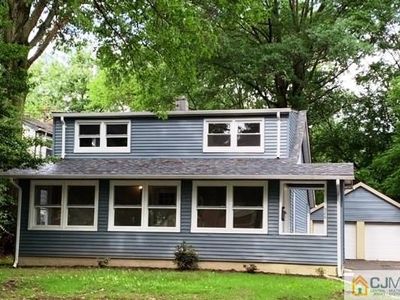 386 Evona Ave, Piscataway, NJ, 08854