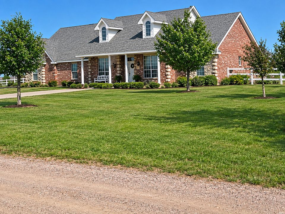 1st image of 35 Bosque Rd