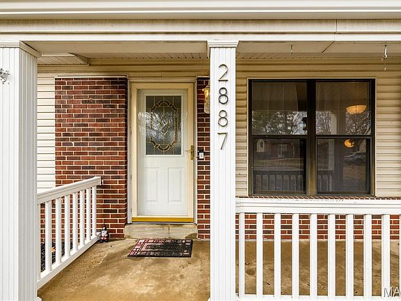 4th image of 2887 Gill Ave