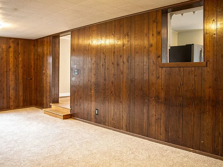 601 Parkway Blvd — Photo 16
