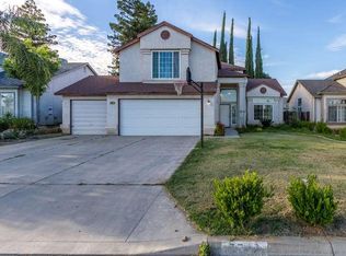 5542 W Willis Ave, Fresno, CA 93722