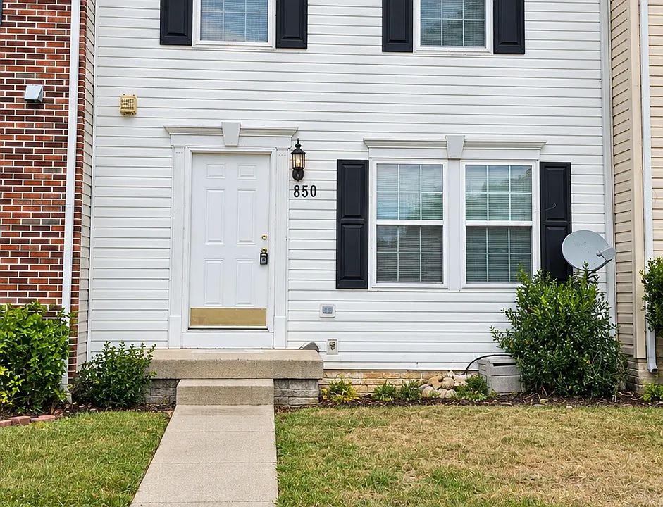 850 Marquette Dr