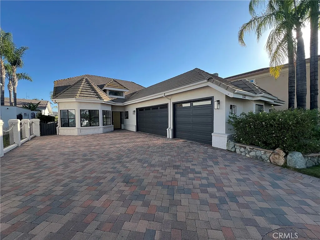 4 bed, 3415 sqft, $6,500 — Photo 3